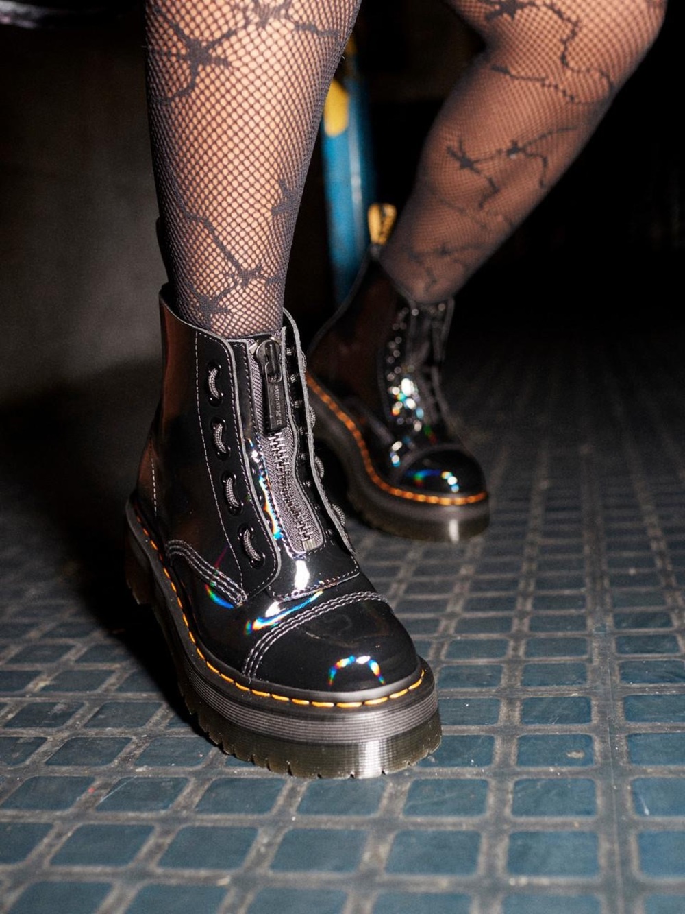 Dr Martens Sinclair Prism Leather Zip Front Platform Boots Size 9